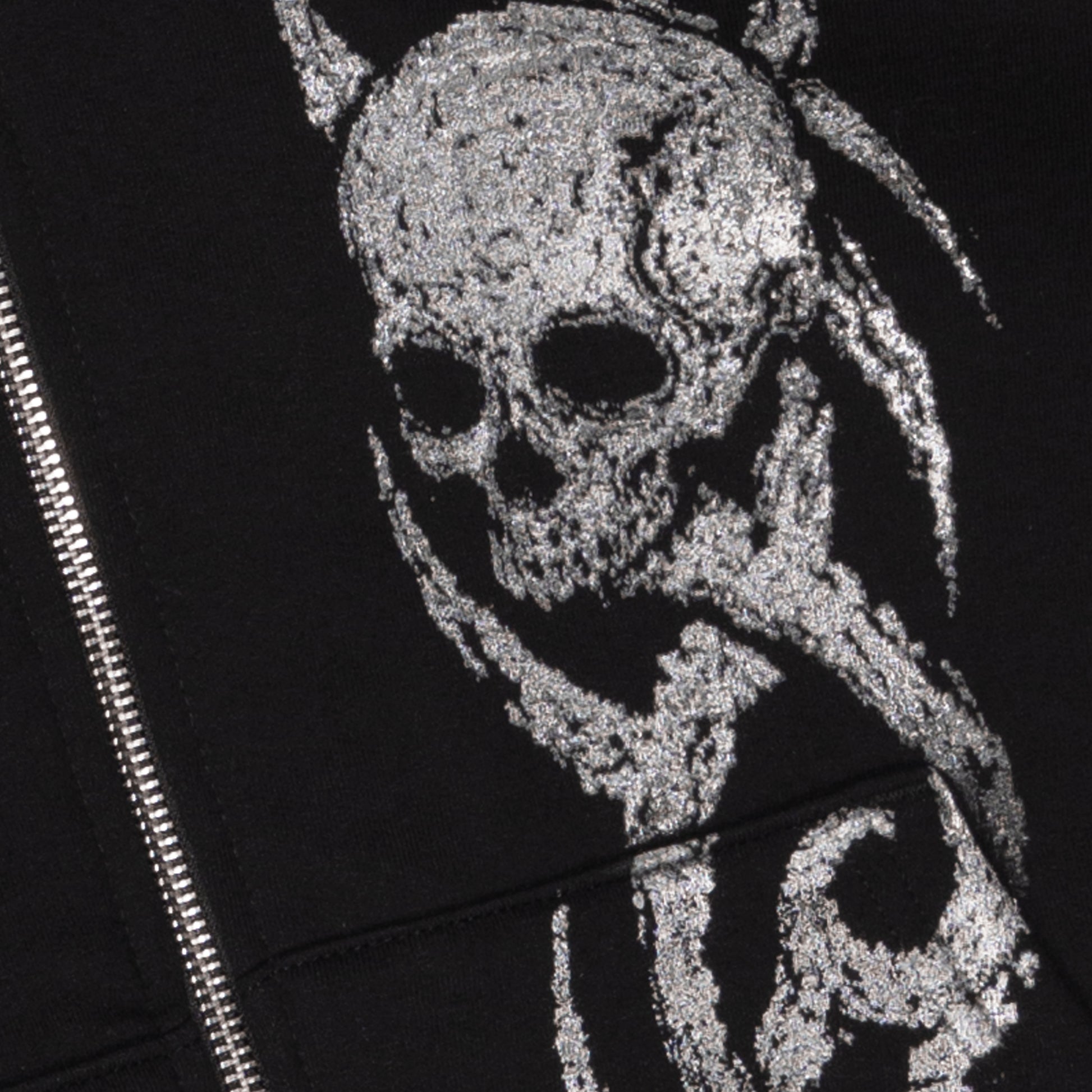 Skull Zip-Up 01/02